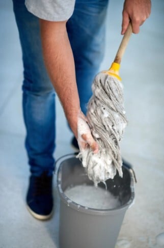 Gebäudereinigung, Büroreinigung und Hauswartung